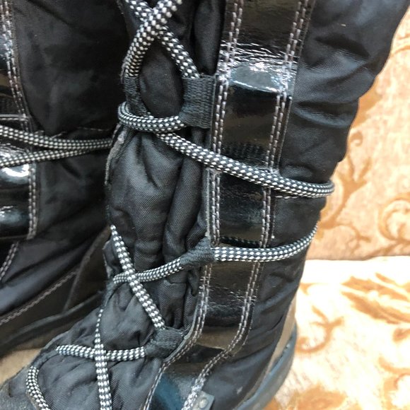 Lace-Up Knee High Patent & Leather Aldo Rain Boots - Picture 11 of 16